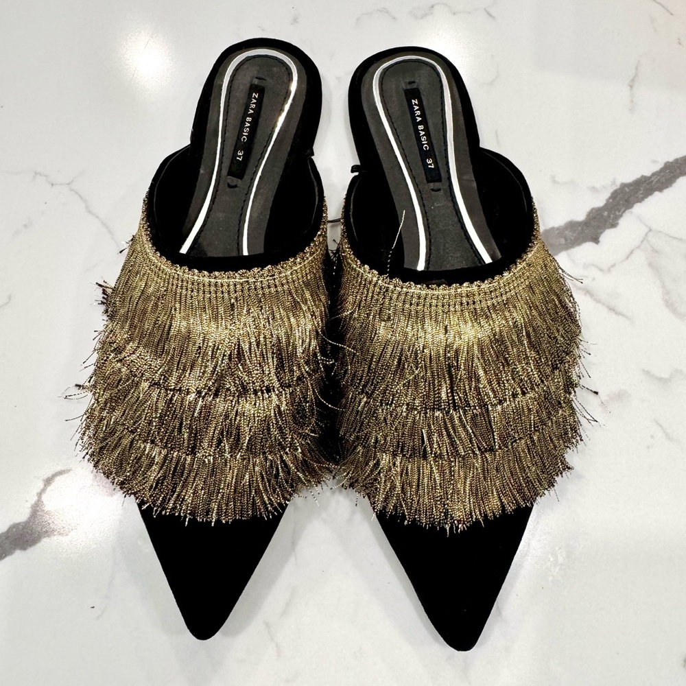 Zara fringe flats. Brand new.